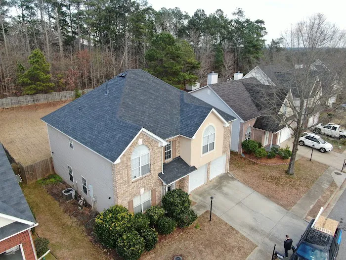 RST Roofing and Renovations, LLC Picture 2