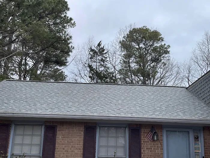 EWILLINSURE Roofing and Exteriors Picture 2