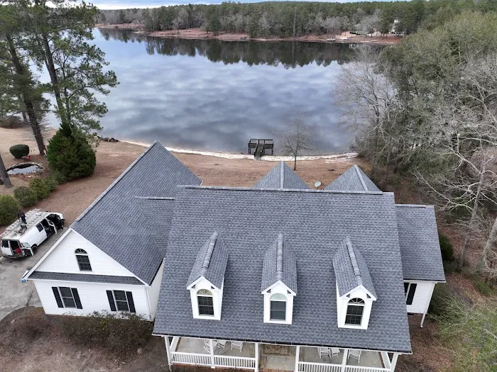 Hixon's Roofing - Commercial and Residential Roofers Picture 3