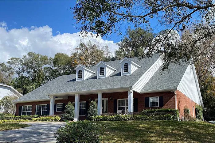 Scott's Roofing Picture 7