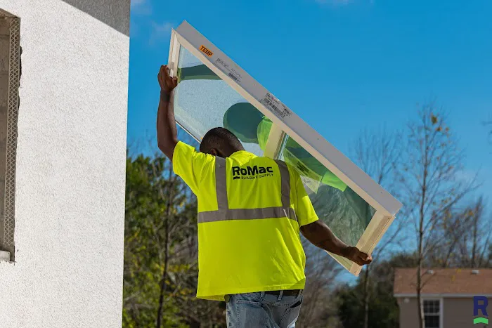 RoMac Building Supply Windows Picture 2