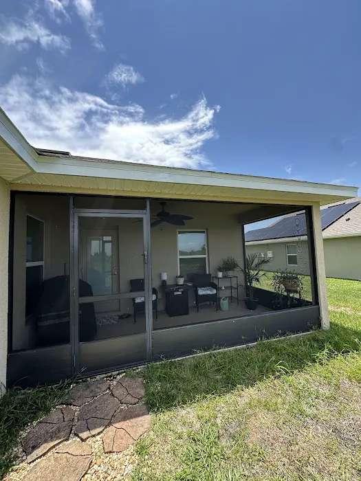 WJD SOFFIT & FASCIA /SEAMLESS GUTTERS/ SIDING Picture 2