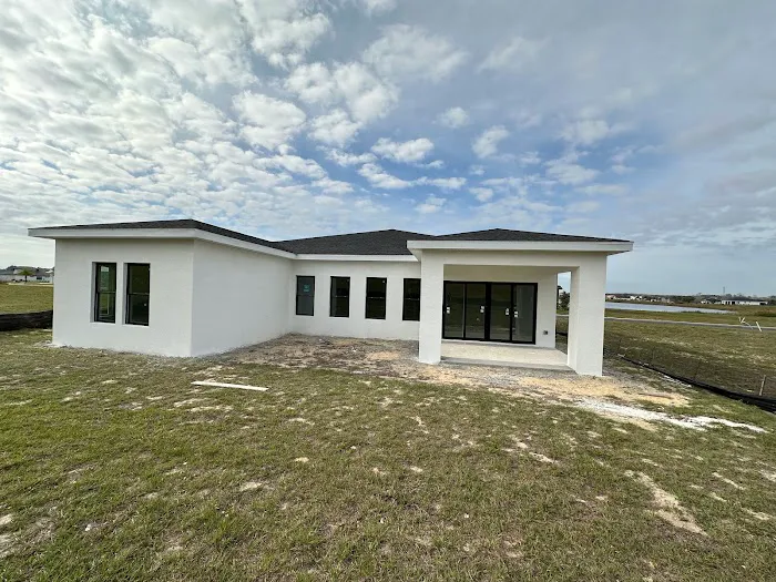 WJD SOFFIT & FASCIA /SEAMLESS GUTTERS/ SIDING Picture 8