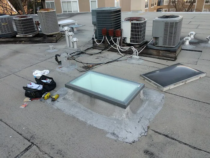 Abbott Brothers Roofing & Skylights Picture 4