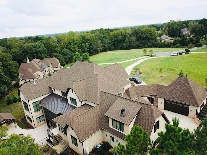 Kaiser Siding and Roofing LLC Picture 1