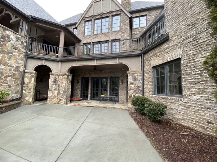 Kaiser Siding and Roofing LLC Picture 9
