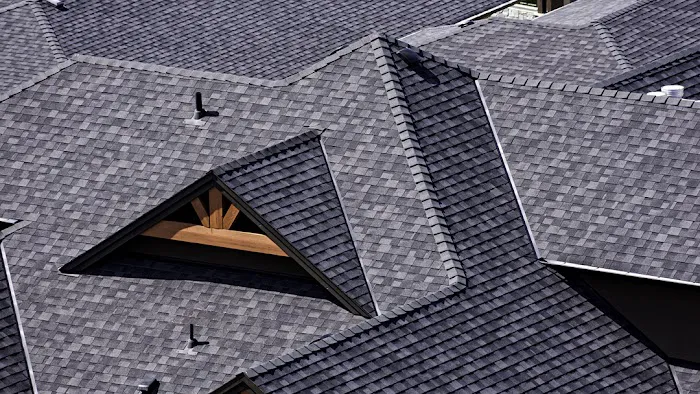 B & W Roofing and Gutters Picture 3