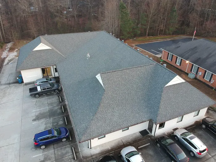 Mountain Peak Roofing LLC Picture 2