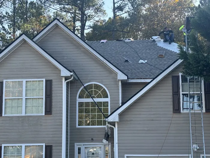 SHINGLE BROTHERS ROOFING AND RENOVATIONS Picture 1