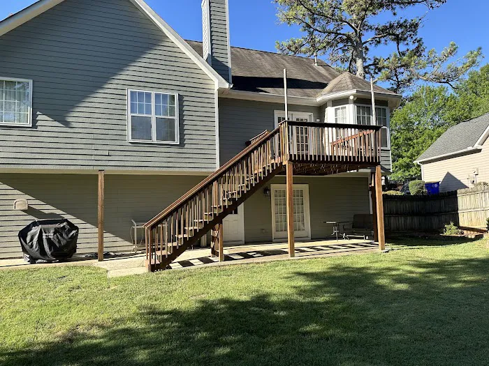 Decker Exteriors, LLC Picture 2