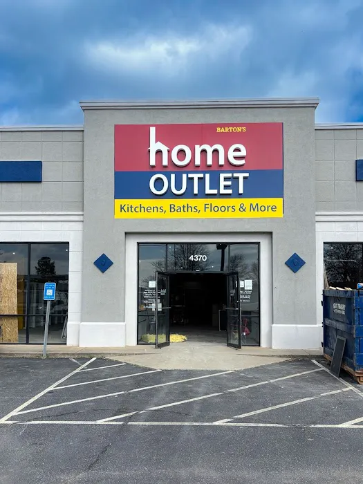 Home Outlet Picture 3