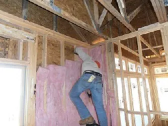 Wood Insulating And Vinyl Siding Picture 6