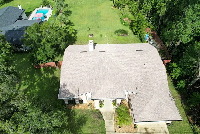 Hi Low ROOFING & SOLAR Picture 1