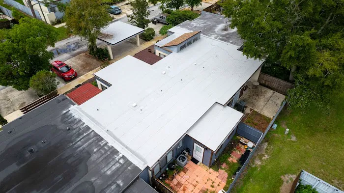Zee’s Roofing and Construction Picture 2