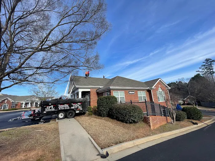 Supreme Roofing and Reconstruction Picture 9
