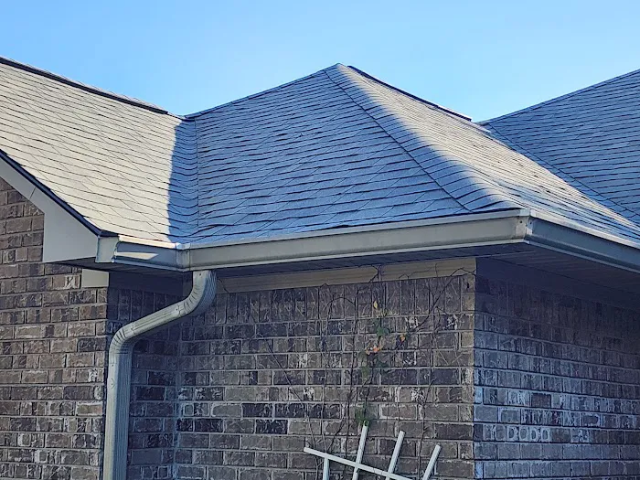 Supreme Roofing and Reconstruction Picture 5