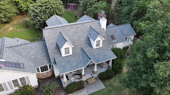 DOM Roofing & Restoration Picture 3