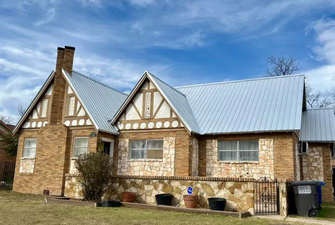 Exxpress Roofing Picture 5