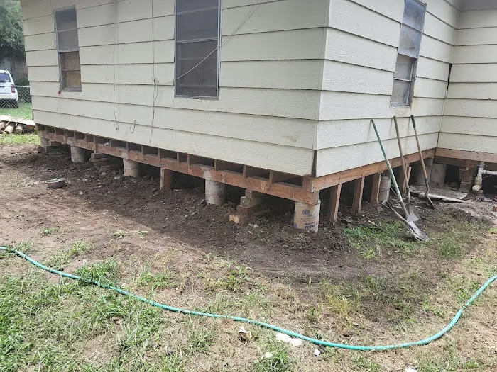 BARRERA HOUSE LEVELING Picture 1