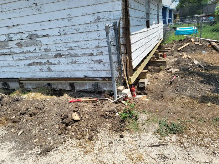 BARRERA HOUSE LEVELING Picture 4