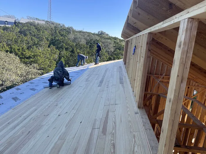 Pepper Roofing Co Picture 1