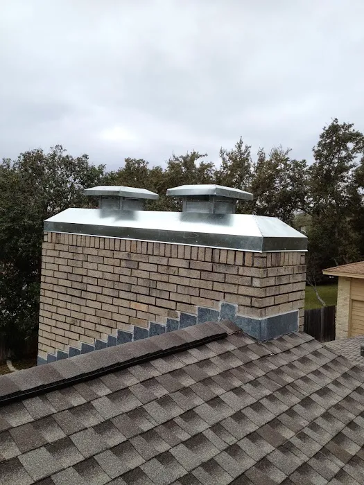 Vega Seamless Gutters Picture 3