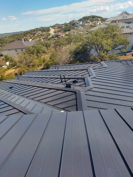 AR ROOFING SA LLC Picture 3