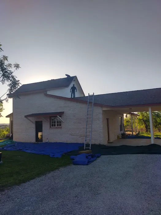 AR ROOFING SA LLC Picture 5