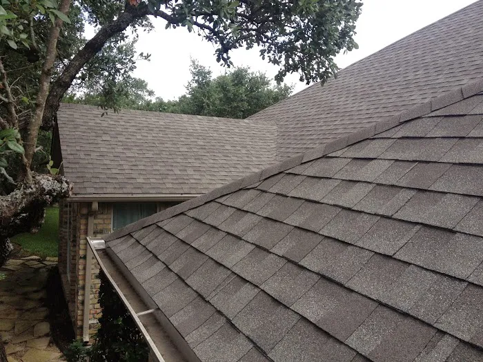J R Guerrero Roofing Picture 5