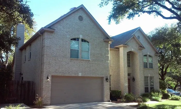 M H Hernandez Roofing Picture 5