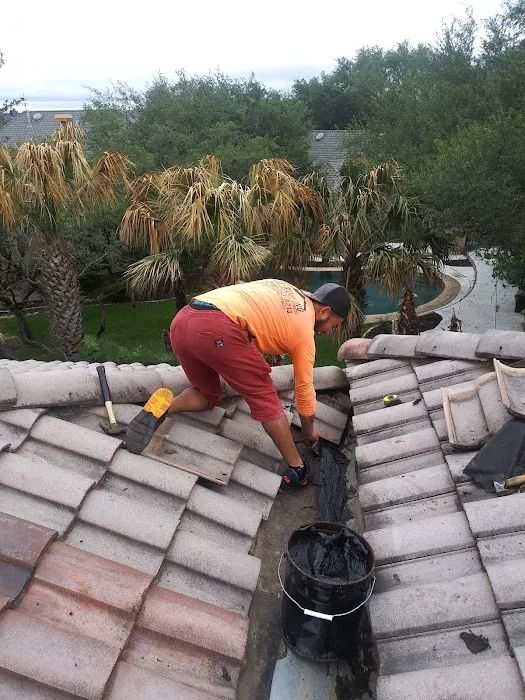 HG Roof Repair : San Antonio Roof Repair, Free Estimate, Missing shingles repair, roof leak repair, flat roof repairs,Fixroof Picture 6