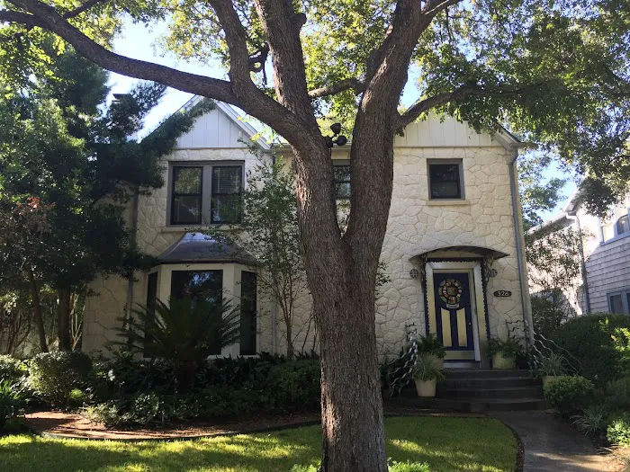 American Roofing and Remodeling Picture 8