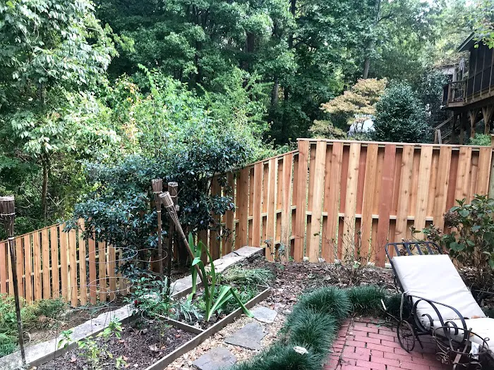 Jordan Construction Services / Decks Fences Siding Picture 6