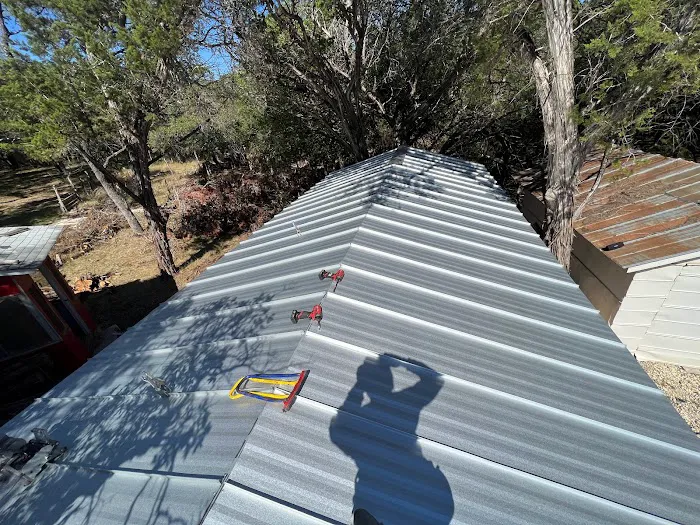 1'ST CLASS ROOFING Picture 3