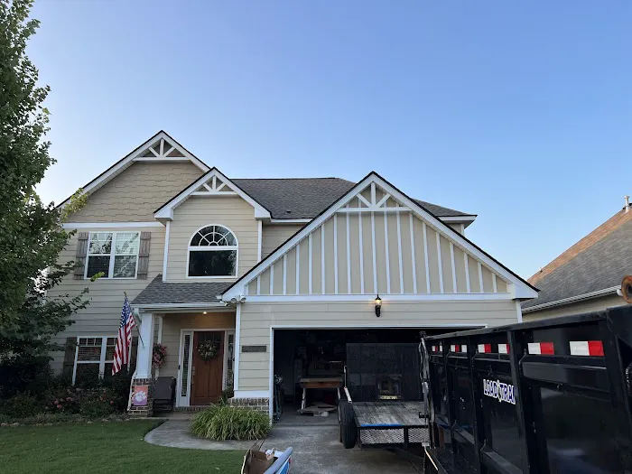 Luxe Roofing Picture 5