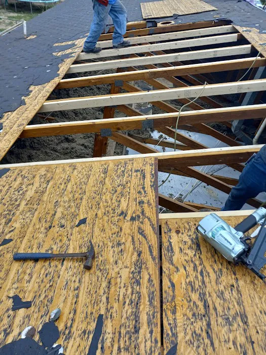 Bill Embrey Roofing Company Picture 3
