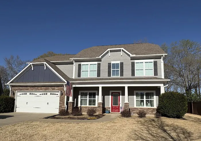Universal Roofing & Construction, Inc Picture 1