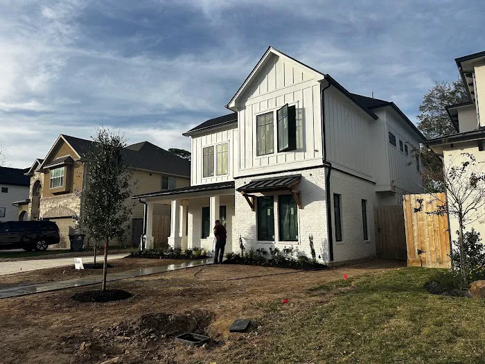 K Simon Construction Picture 4
