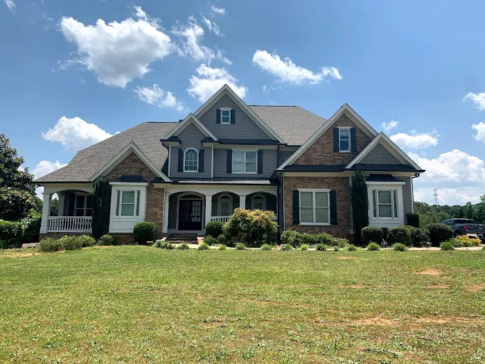 Platinum Roofing & Exteriors INC. Picture 1