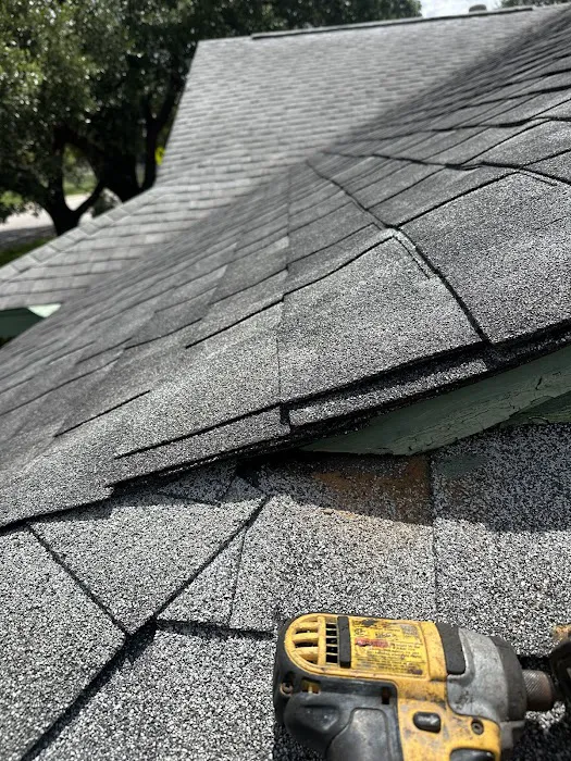 Buffalo Roofing & Exteriors Picture 11