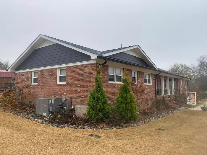 B&C Siding Company LLC Picture 2