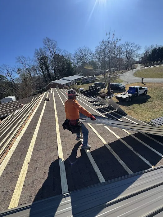 Roberts Roofing Picture 4