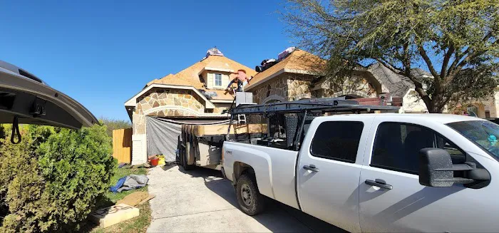 Valor Roofing & Restoration Picture 4