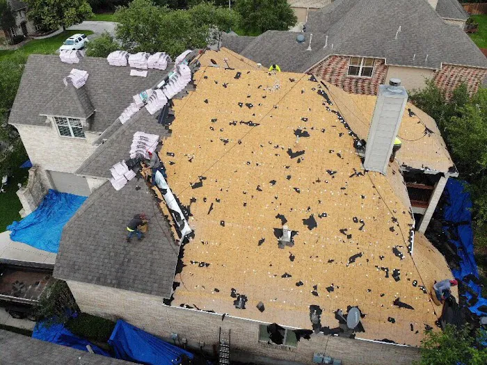 StoneHouse Roofers Picture 1