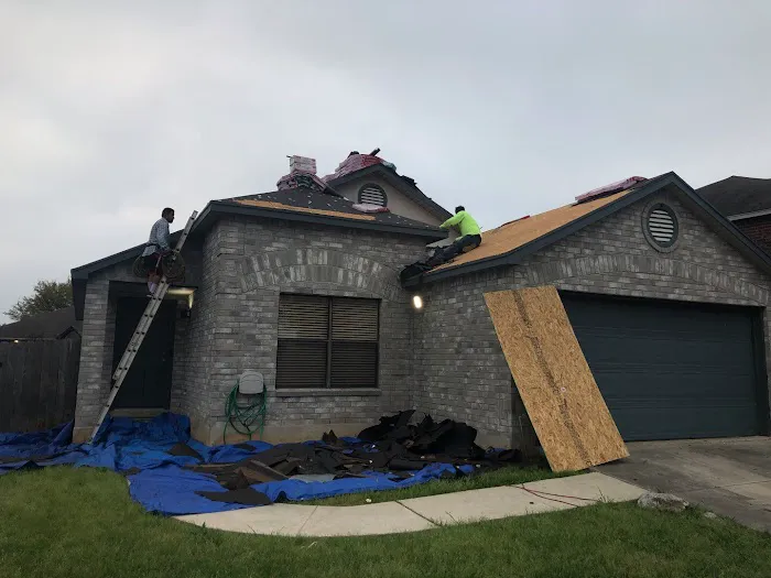 StoneHouse Roofers Picture 6