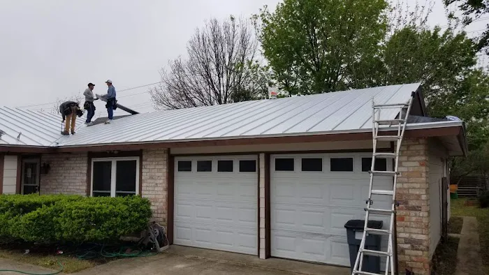 Crane's Quality Roofing & Windows Picture 4