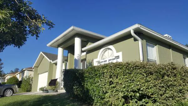 Select Seamless Gutters LLC Picture 12