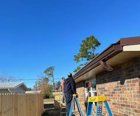 Bay Seamless Gutters