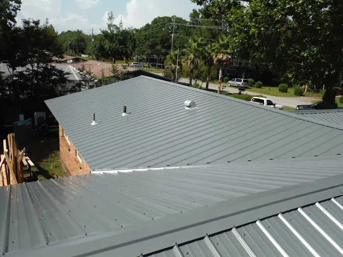 Mitchell Brothers Roofing Co Picture 1