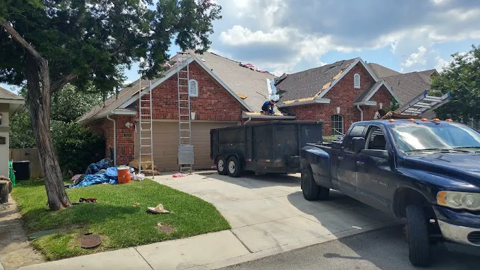 Your Neighborhoodz LLC | Roofing & Exterior Restoration Contractor San Antonio Picture 7